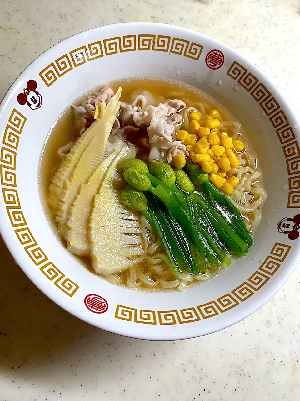 喜多方ラーメン　葱坊主と筍のせ|こっぷさん