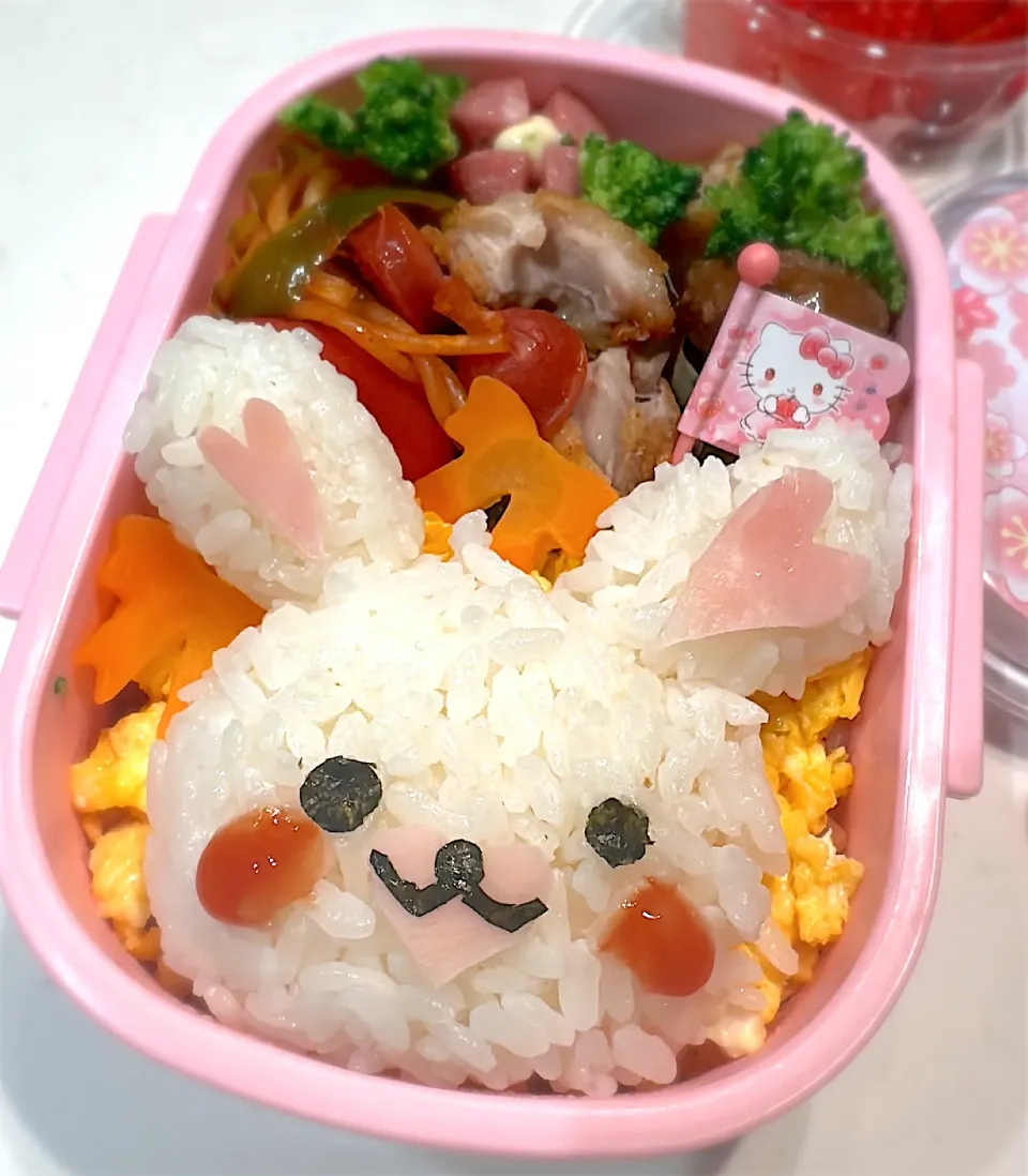 うさちゃん弁当♡歓迎遠足♡|ぁかねまンさん