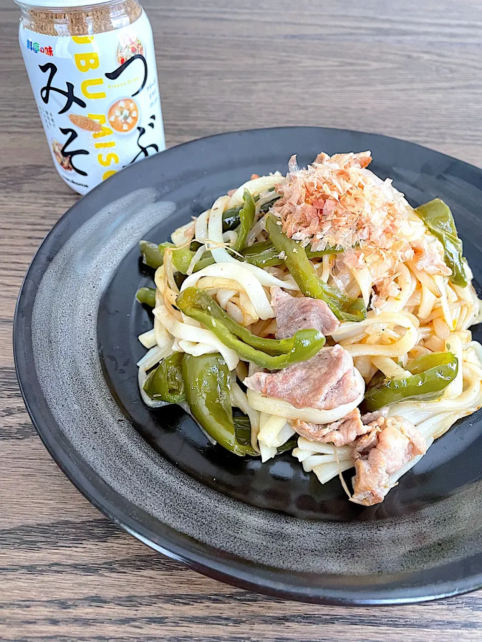 Snapdishの料理写真:つぶみそde味噌焼きうどん♡|Ｌilicaさん