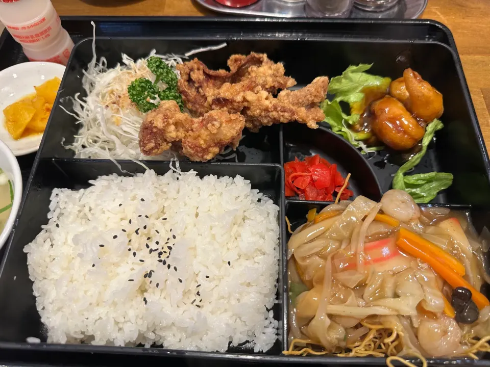 Snapdishの料理写真:タイムランチ🍱|buhizouさん