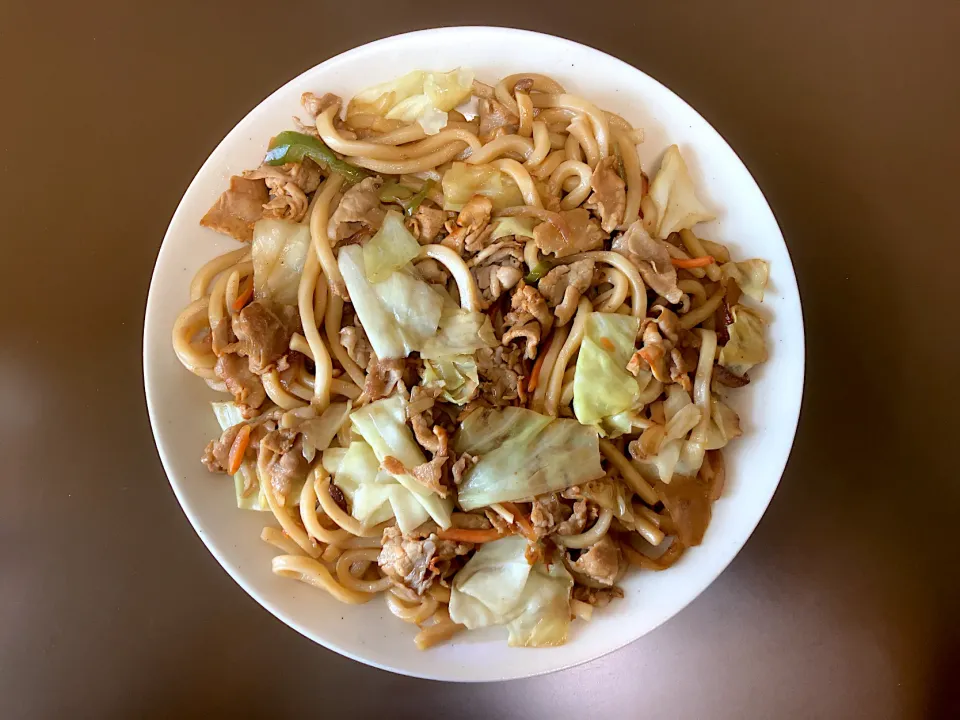 Snapdishの料理写真:醤油焼きうどん(1.5玉)|ばーさんさん