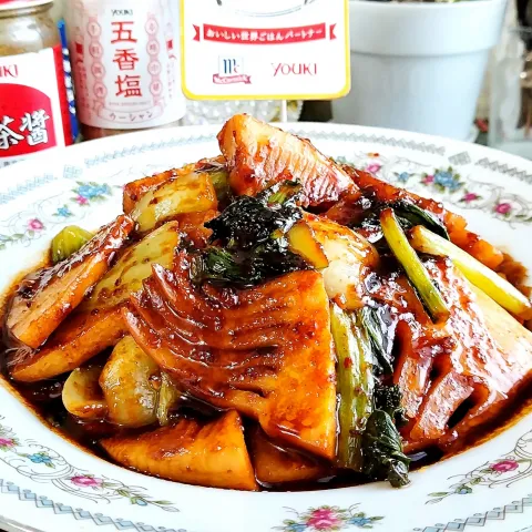 「沙茶醤」を使ってみたSnapdishの料理・レシピ写真:筍とチンゲン菜の甘酢炒め