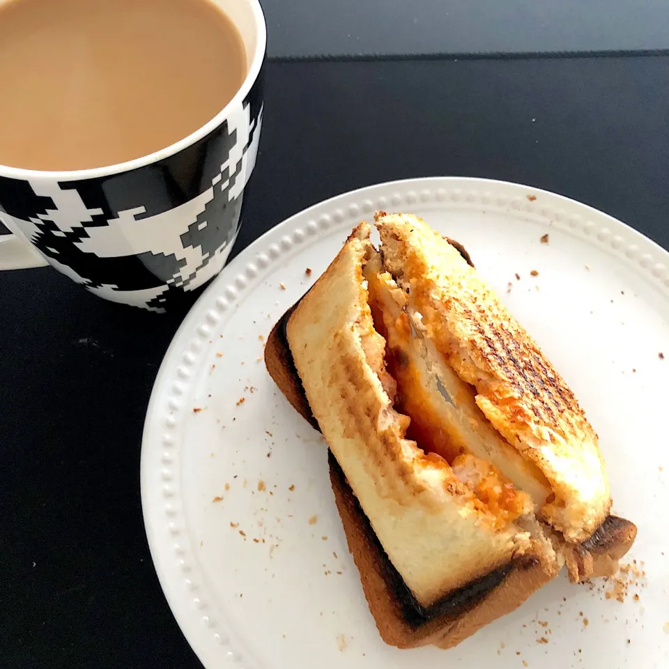 12:48 チーズ&トマトソース🥪|へれ子さん