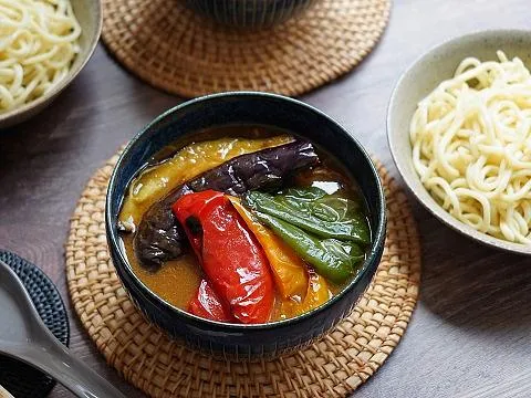 Snapdishの料理写真:焼き野菜の和風スープカレーつけ麺|ヤマサ醤油公式アカウントさん