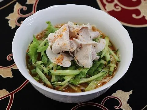 ラーメン風そうめん　豚しゃぶ野菜のシビ辛麻辣|ヤマサ醤油公式アカウントさん