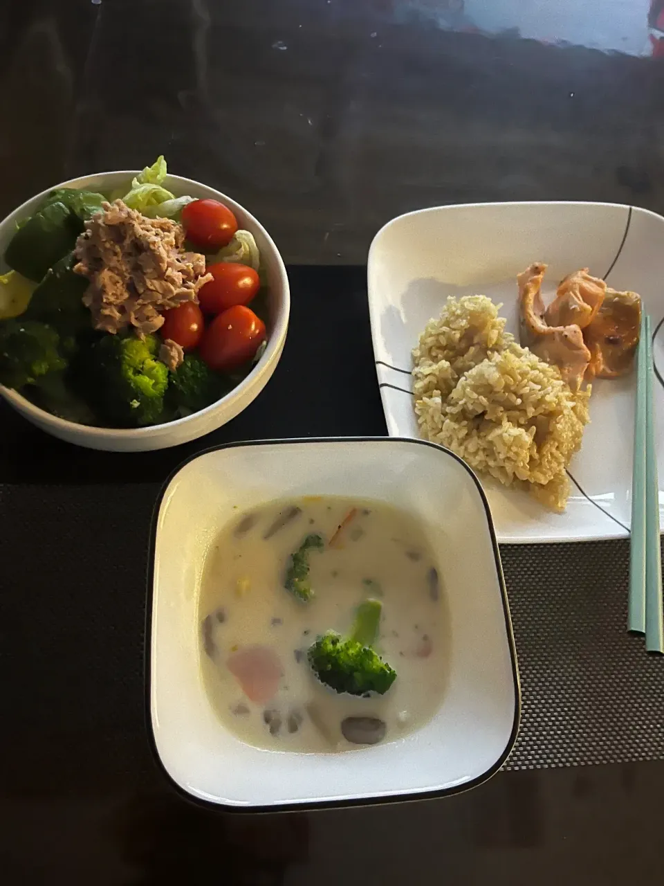 salmon⭐️soymilk soup⭐️salad|Lunaさん