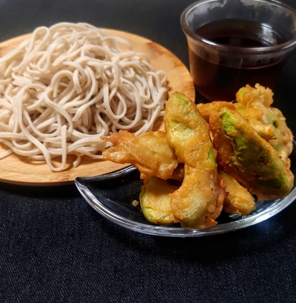 オイスターアボカド焼き天そば|マギーさん