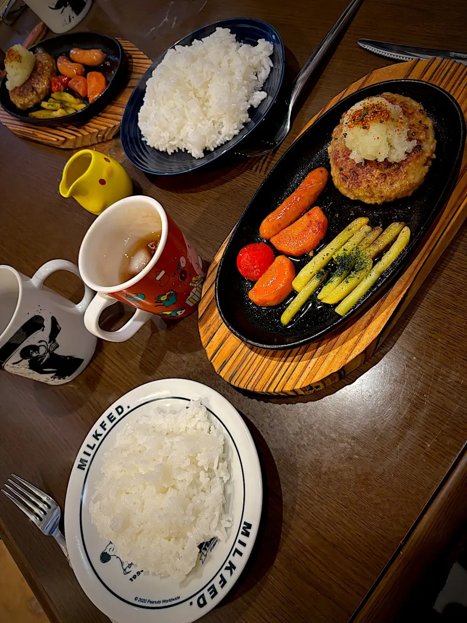 おろしハンバーグ　にんじんグラッセ　焼きトマト　フライドポテト　アイスティー|ch＊K*∀o(^^*)♪さん