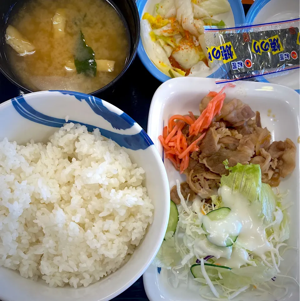 得朝牛皿定食 380円|すくらんぶるえっぐさん