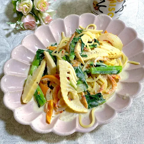 「料亭の味 フリーズドライつぶみそ ボトル」を使ってみたSnapdishの料理・レシピ写真:春野菜のつぶみそクリームパスタ🌸