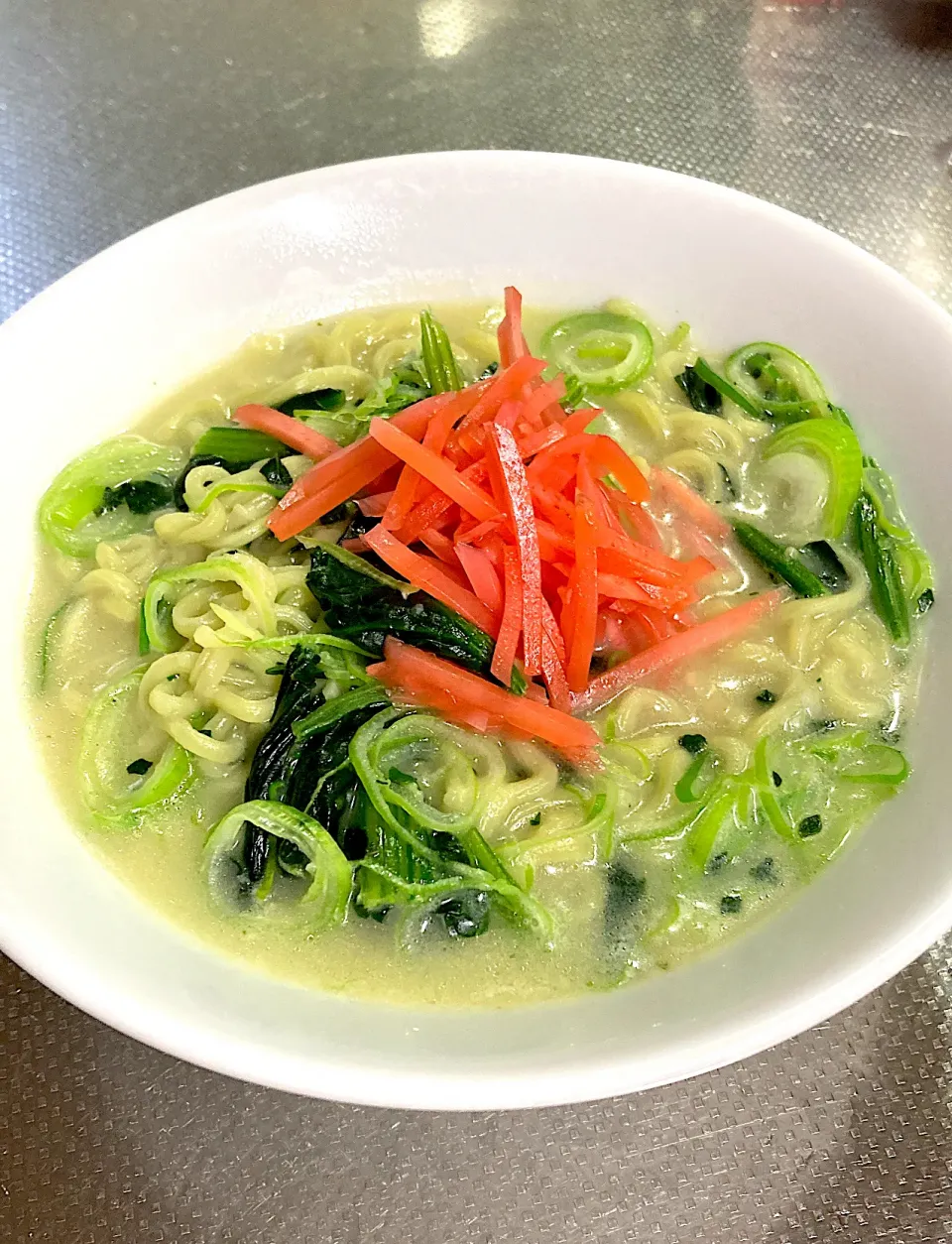 Snapdishの料理写真:とんこつラーメン♪|じゅん🎶さん