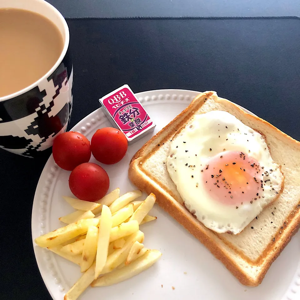 13:08 目玉焼きトースト🍳|へれ子さん