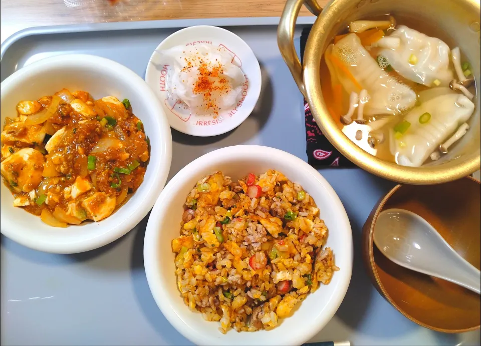 カニカマ炒飯
麻婆豆腐
餃子入り春雨スープ
甘酢大根|さゆさん