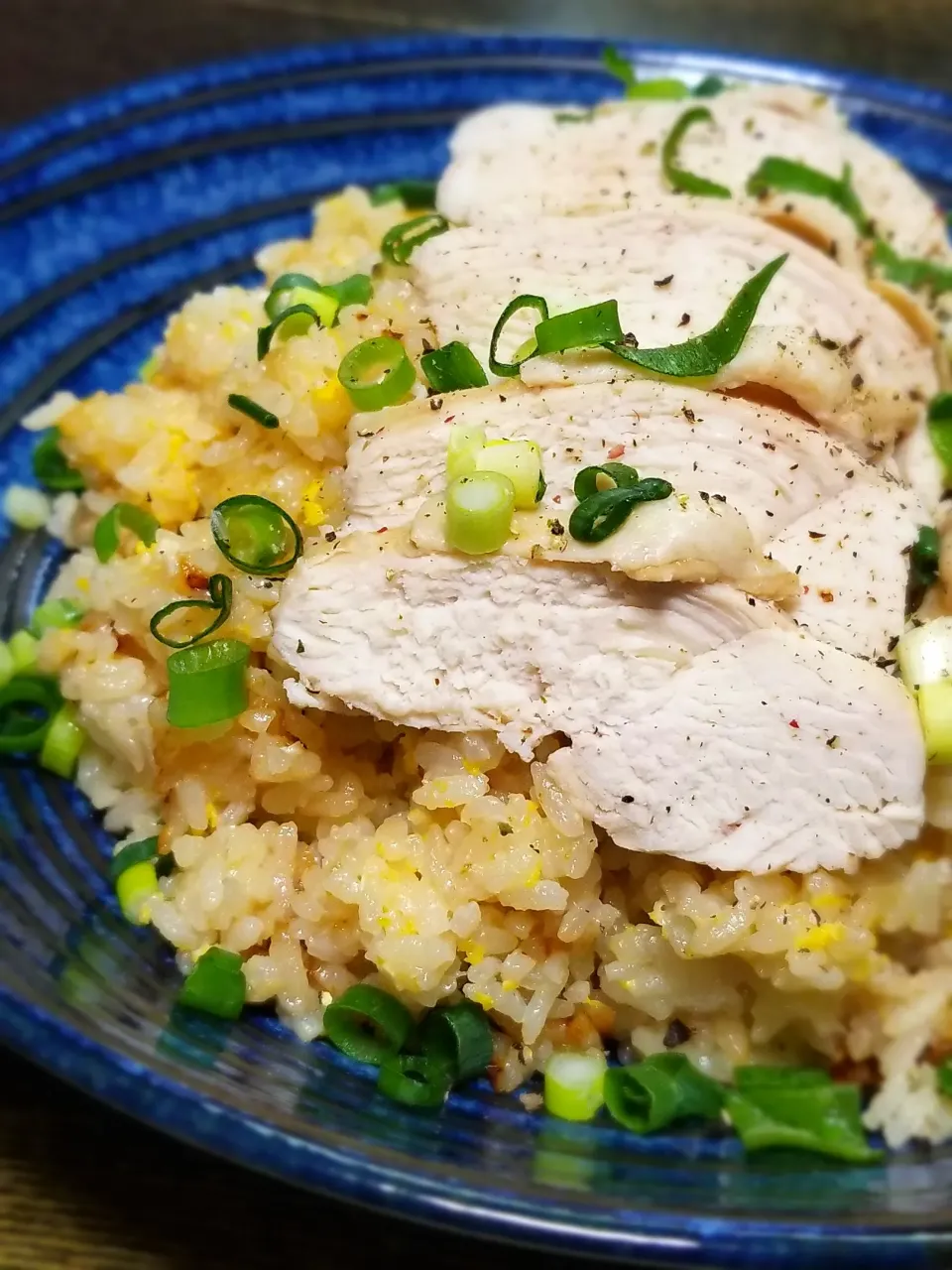 炊飯器deチキン炒飯|ぱんだのままんさん