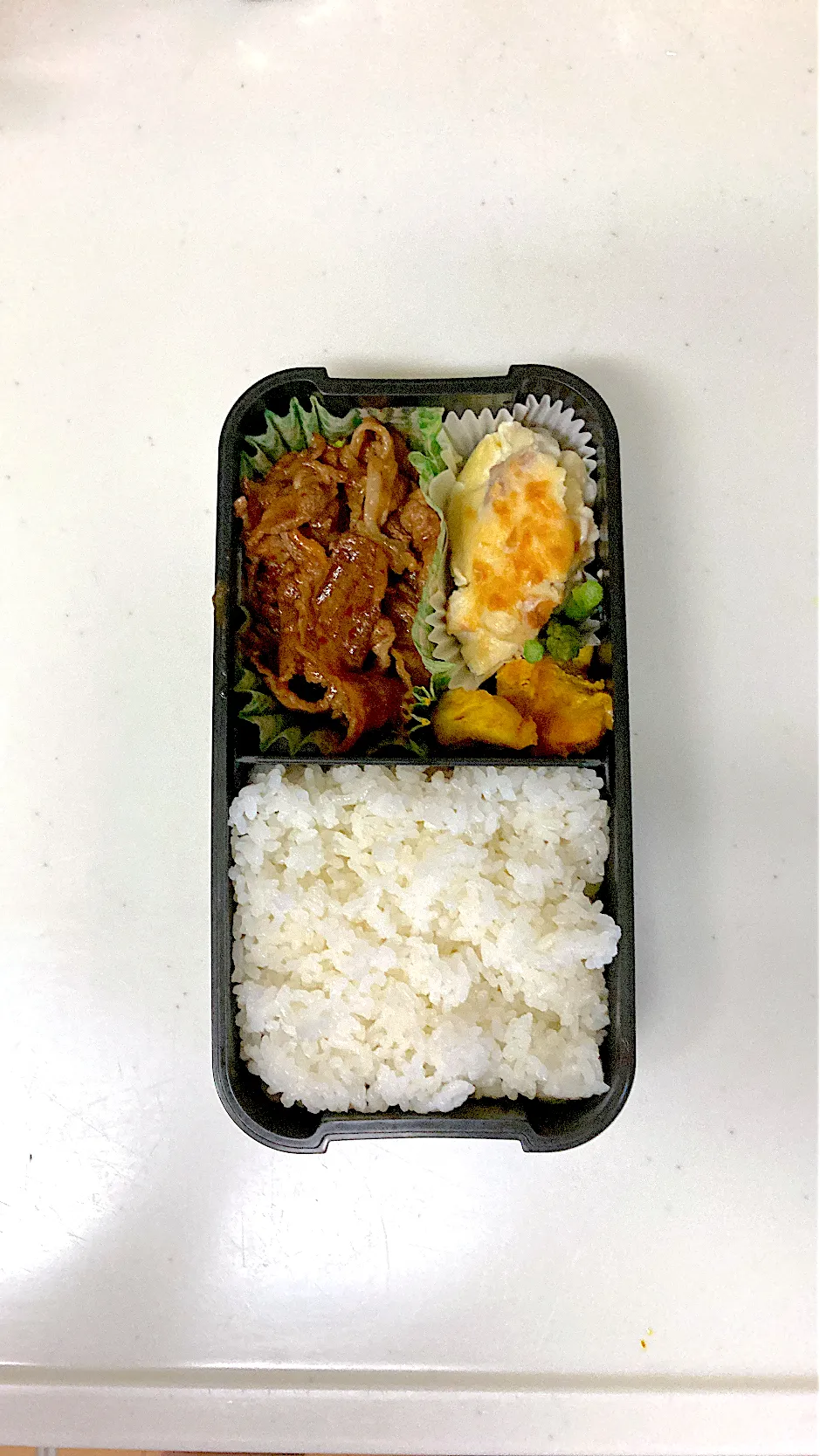 高3になった次男くんへ　焼肉とグラタン弁当|晴れ時々弁当さん