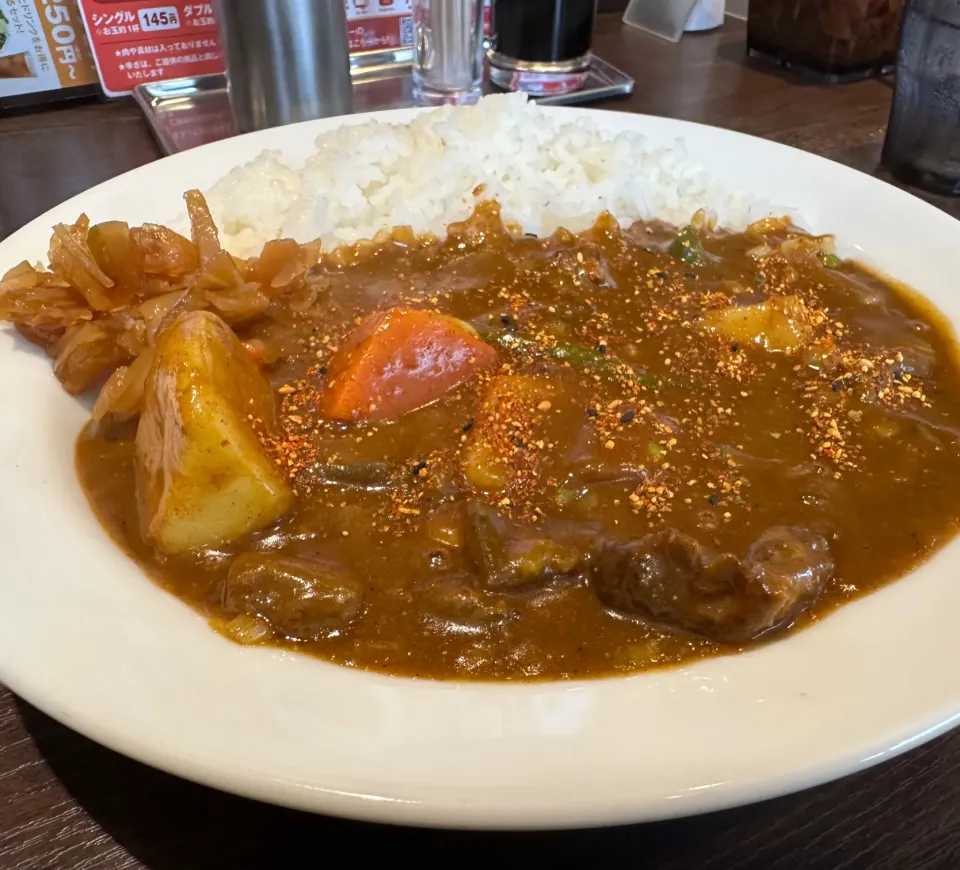 牛すじ煮込みカレー、ヤサイトッピング、5辛|buhizouさん