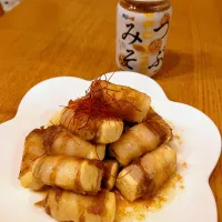 Snapdishの料理写真:豆腐の豚バラ巻き味噌だれ|ササナナさん