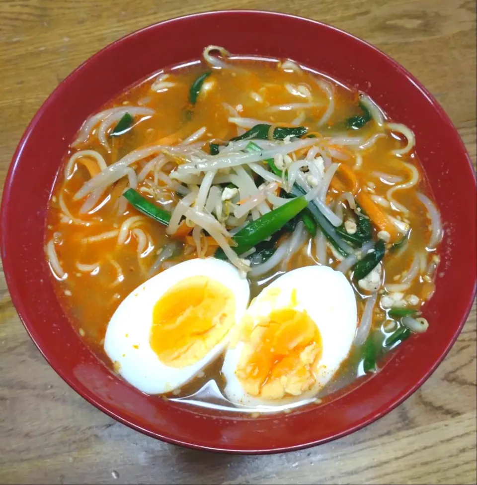 Snapdishの料理写真:粒味噌で！味噌ラーメン🍜🍜|まなみさん