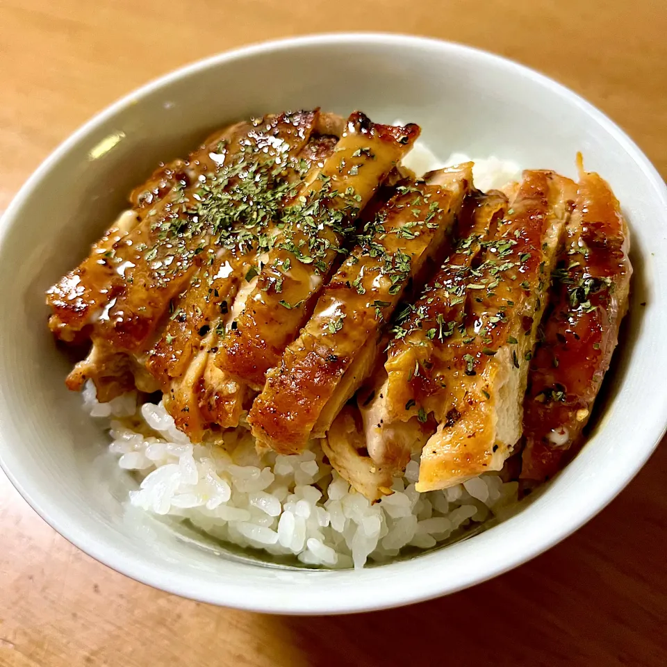 ほったらかしチキンステーキ丼 オレンジクリームソース|deekay71さん