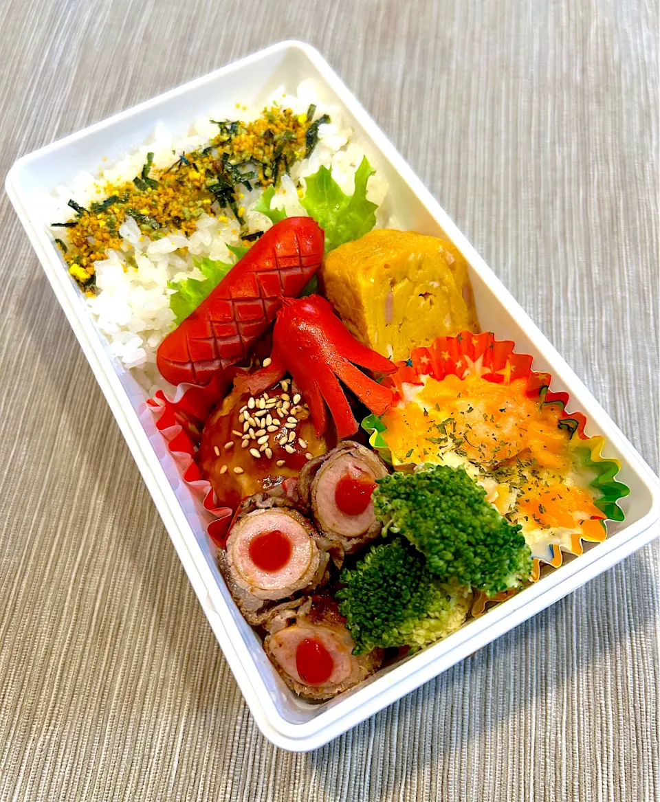 Snapdishの料理写真:🌼鶏つくねハンバーグ弁当|やっちさん