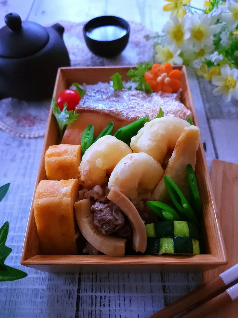 Snapdishの料理写真:銀鮭塩焼き弁当|sugar beansさん