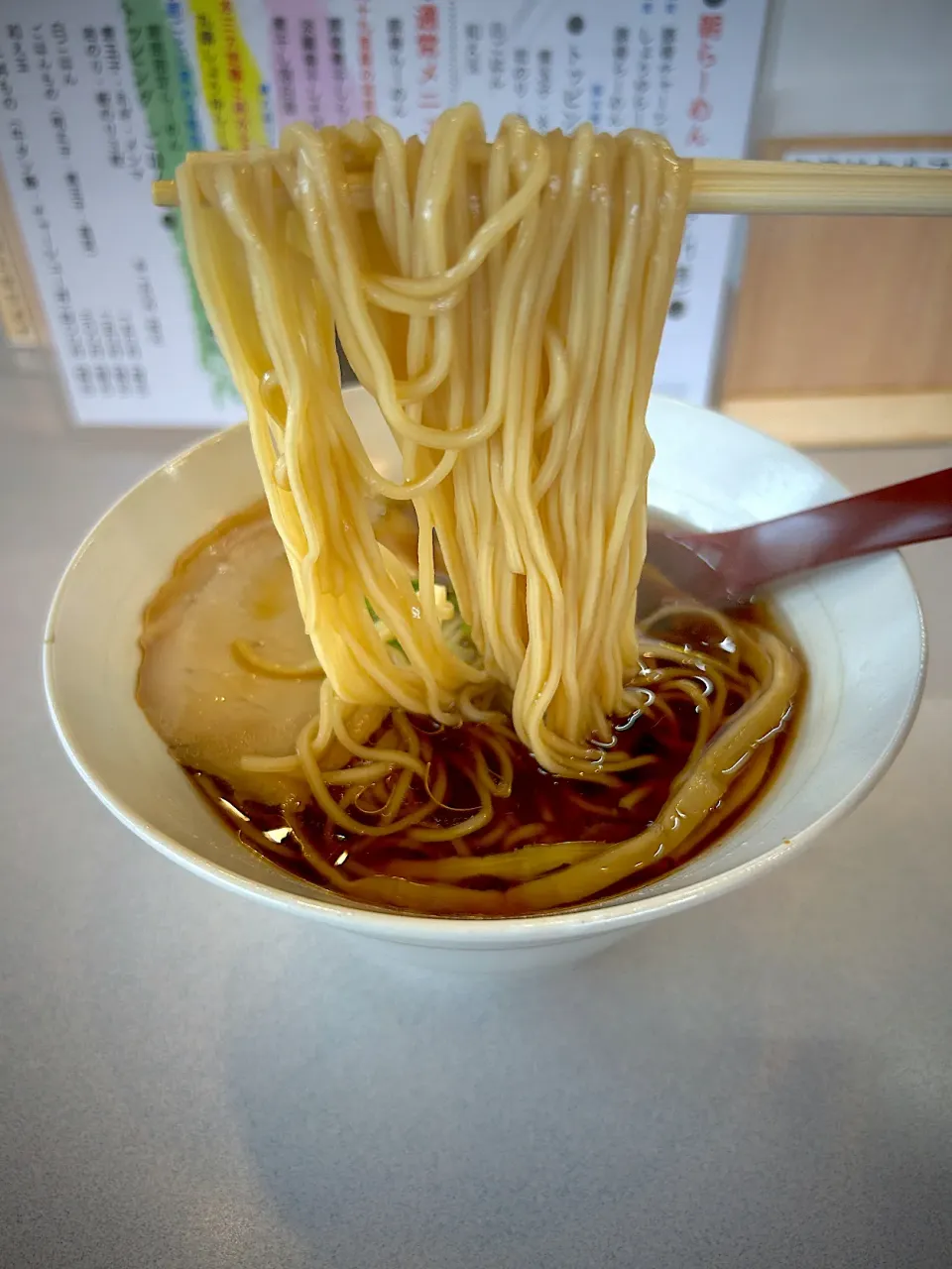 Snapdishの料理写真:丸鶏しょうゆらーめん|髙野泰朋さん