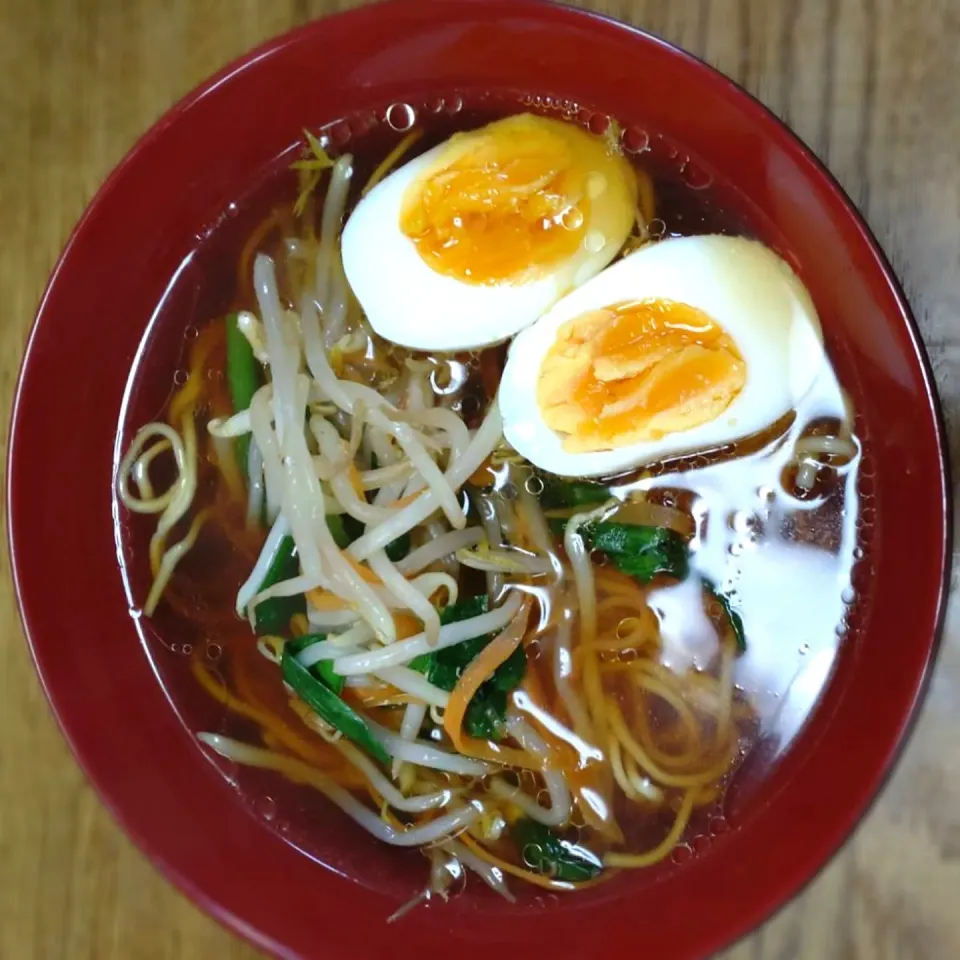 醤油ラーメン🍜🍜🍜🍜|まなみさん