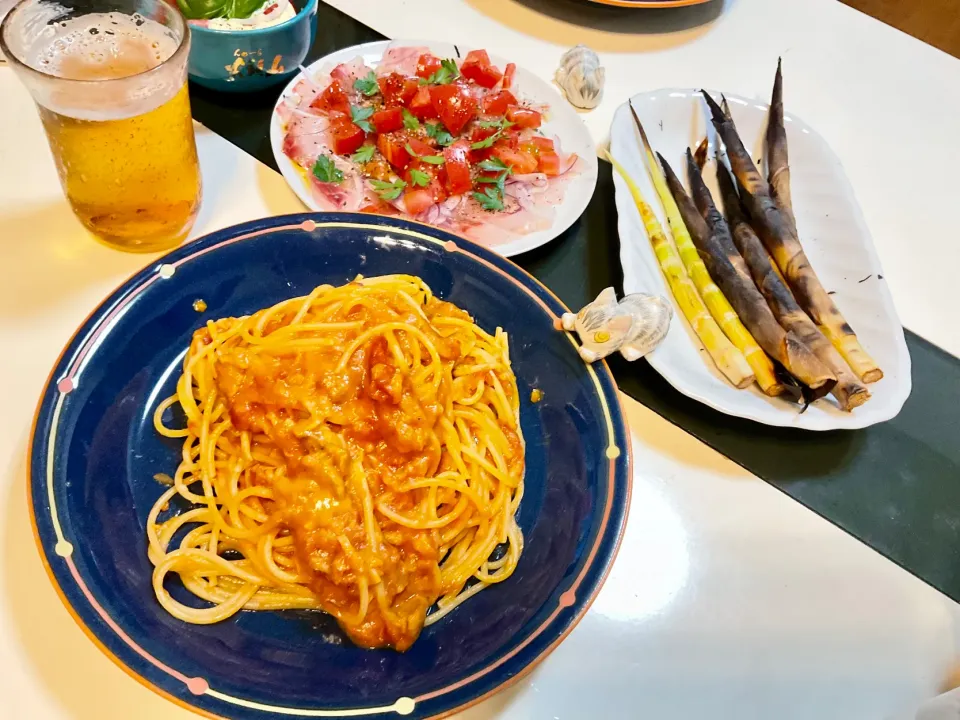 お家でイタリアン　真鯛のカルパッチョと生ウニのトマトクリームパスタと山形産の姫竹を焼いてお家でイタリアン|Takeshi  Nagakiさん