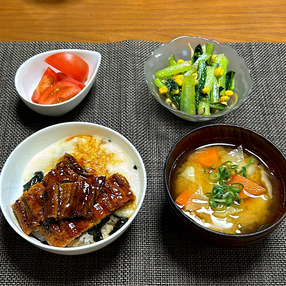 ウナギととろろ芋の丼ぶり|柚子きりかさん