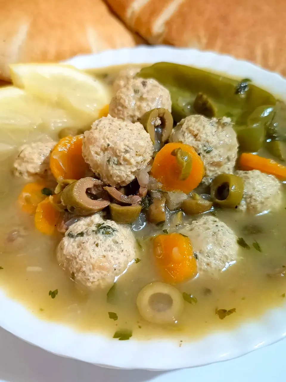 Olive soup with chicken balls|imane-recetteさん