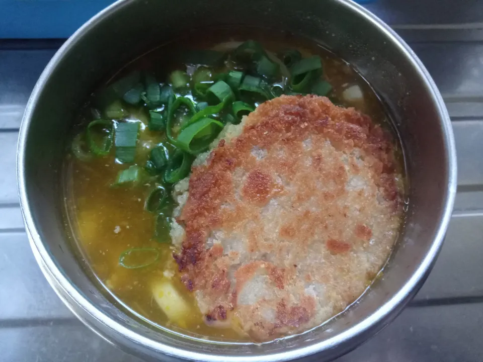 Snapdishの料理写真:カボチャの煮付けを溶かしたなめ茸と肉そぼろ入りとろみ付きコロッケうどん|darkbaronさん