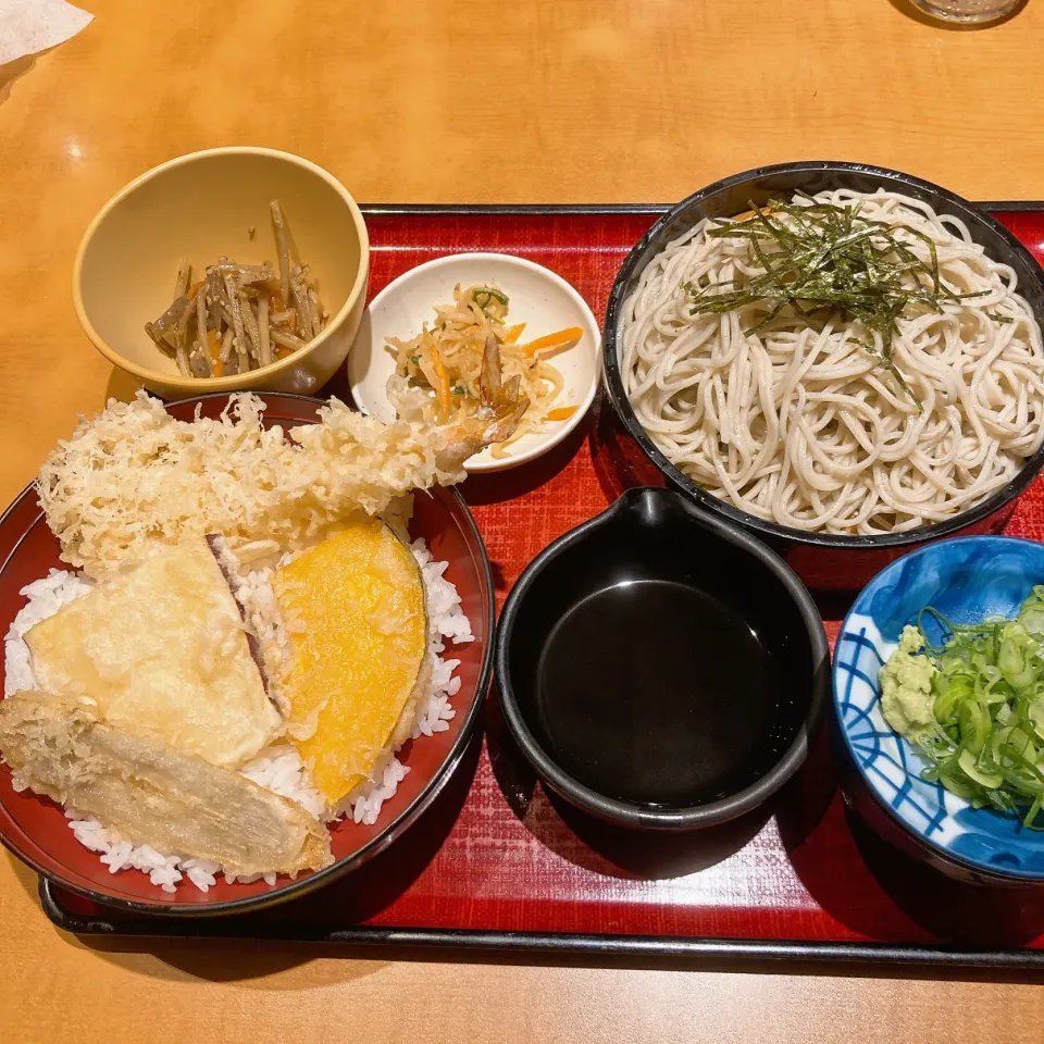 天丼とざるそば|ちゃみこさん