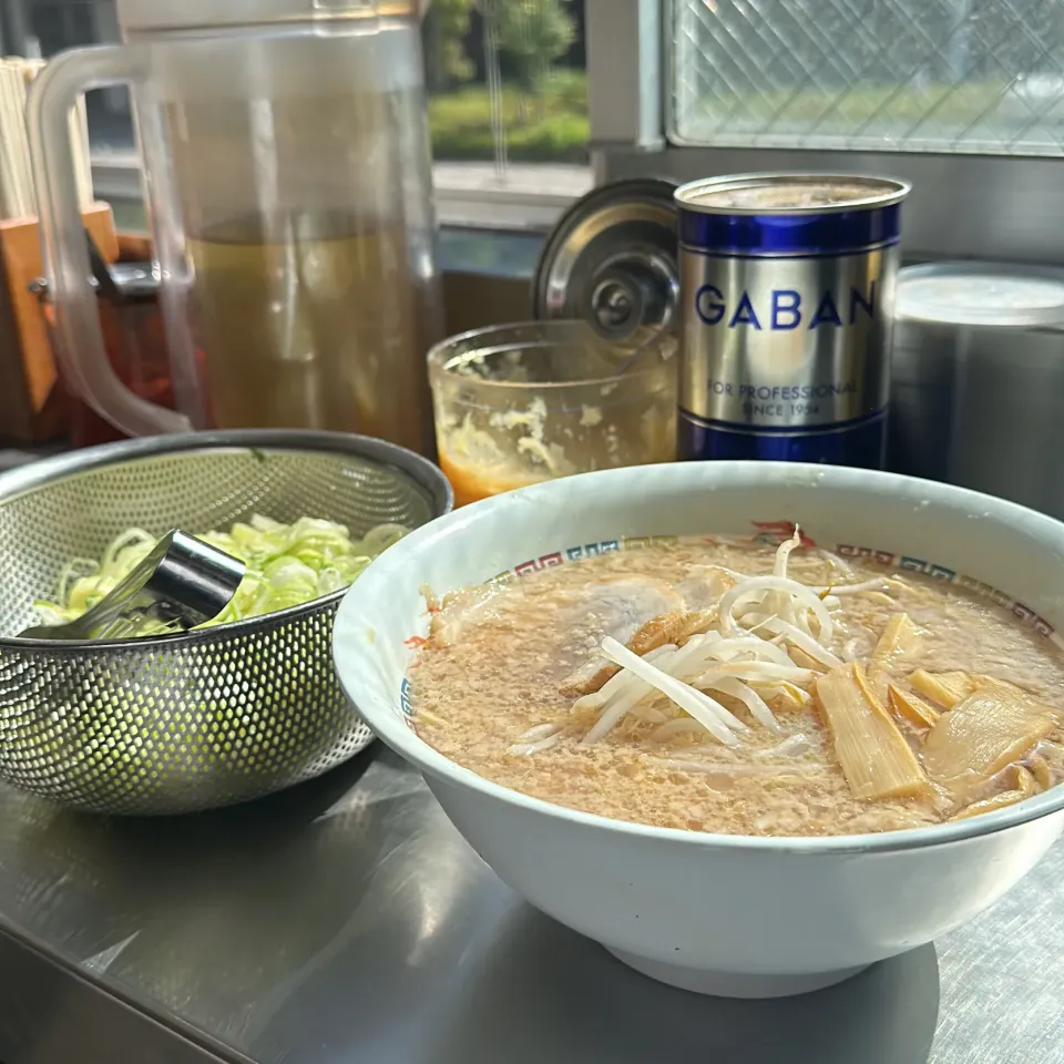 ラーメン|Hajime Sakaiさん