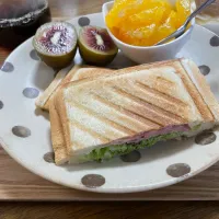 Snapdishの料理写真:朝ごはん🥣|るうるうさん