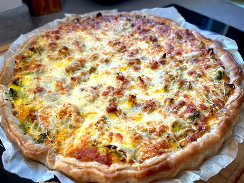 Salmon and broccoli quiche|Laki Maikaʻiさん