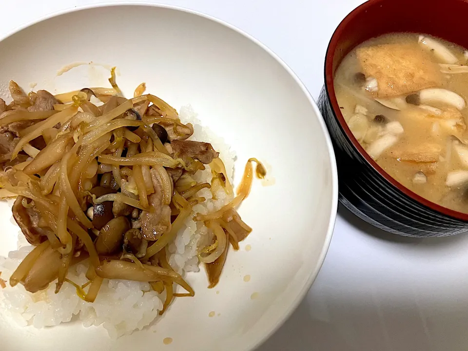 豚丼、お味噌汁|すずさん