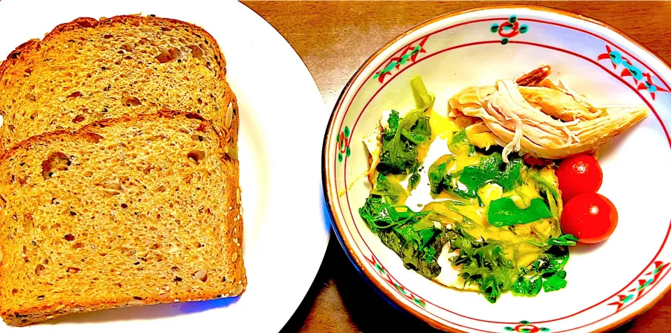 葉セリと小葱でチーズたまご朝食|sjさん