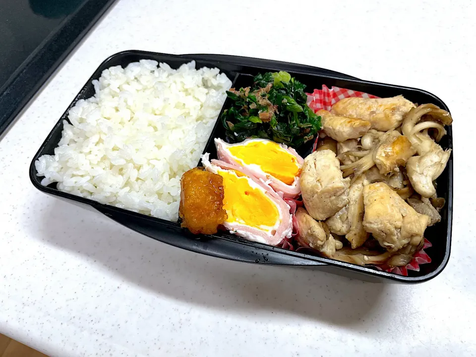 5/7 旦那弁当⁂チキンとキノコの塩炒め弁当|ゆさん