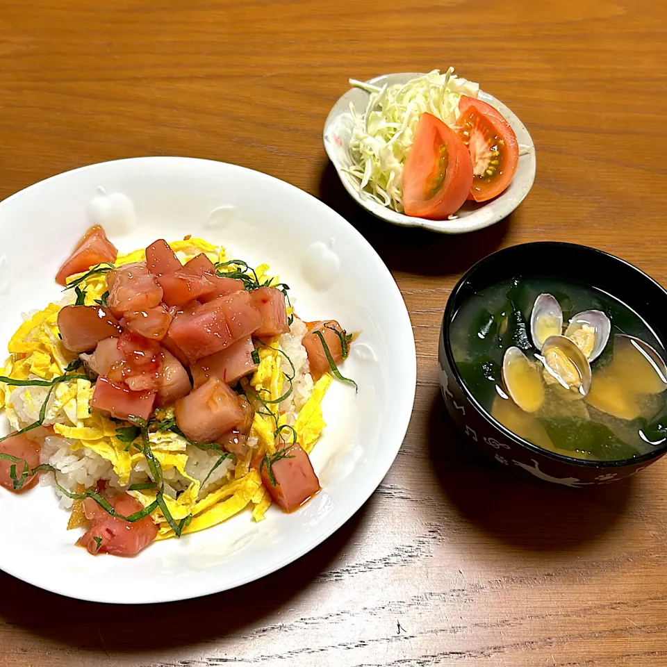 ちらし寿司、マグロ刺身のせ|柚子きりかさん