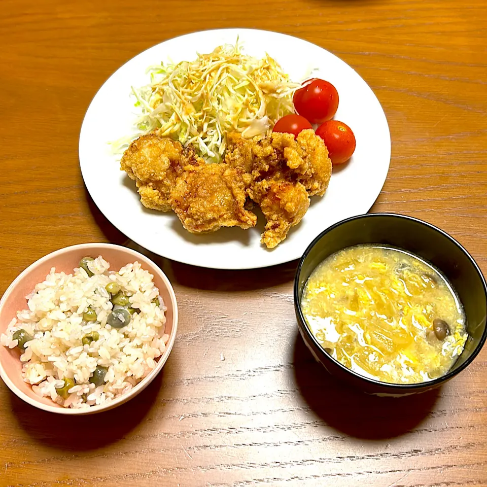 Snapdishの料理写真:５月６日の夕ご飯　こどもの日過ぎちゃったけどリクエストの唐揚げ|柚子きりかさん