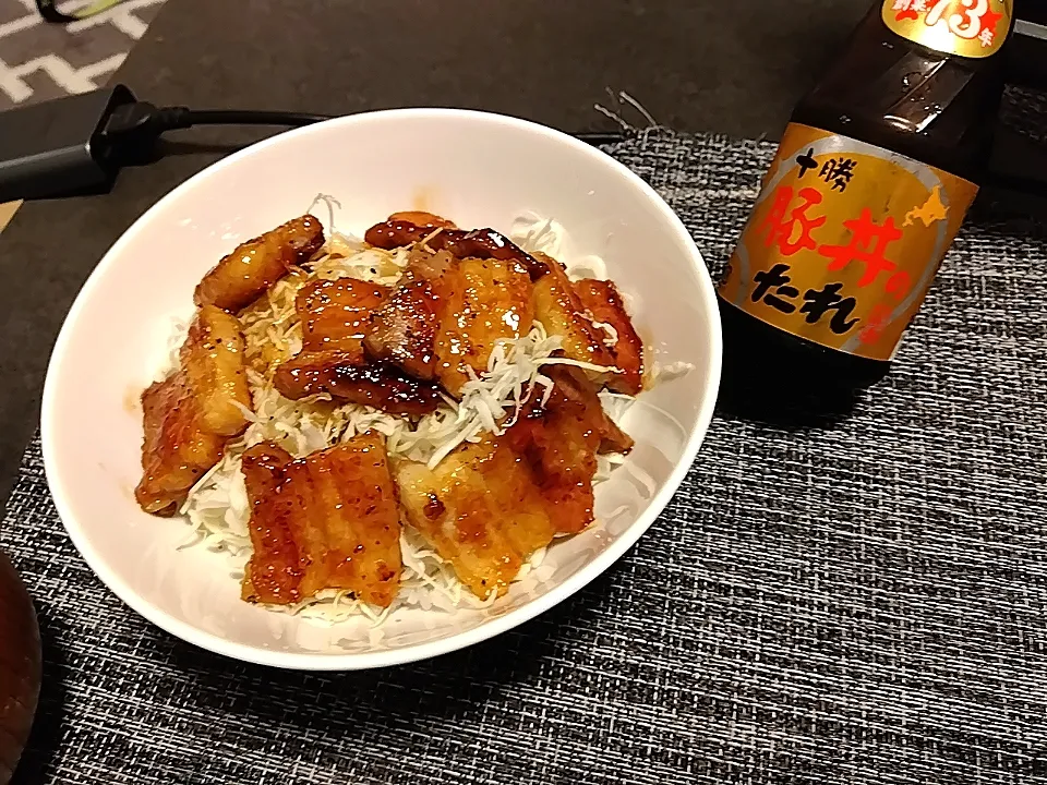 豚丼|ひとり飯さん