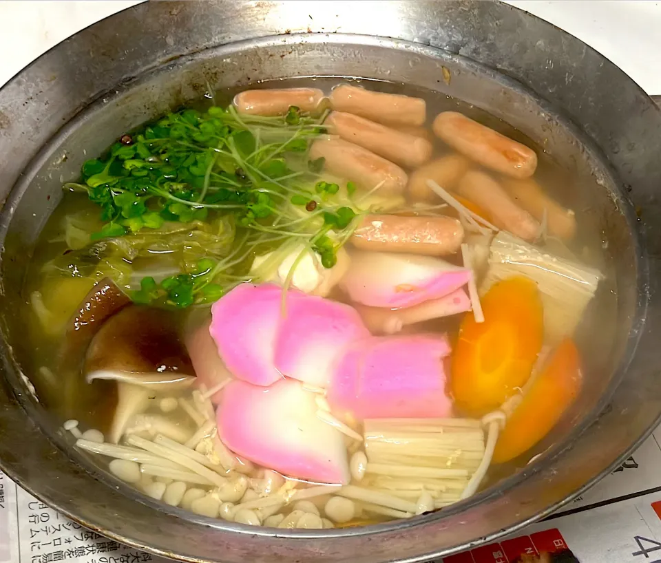 ポークビッツを入れて冷蔵庫の余り物野菜だけで【湯豆腐】|🐈⸒⸒⸒⸒つるのダンス🐈🐾さん