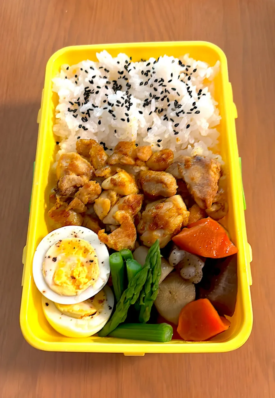 鶏ももカレー炒め弁当|ビオラさん