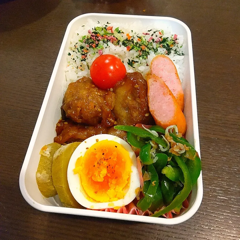 Snapdishの料理写真:ミートボール弁当🍱|Rieさん