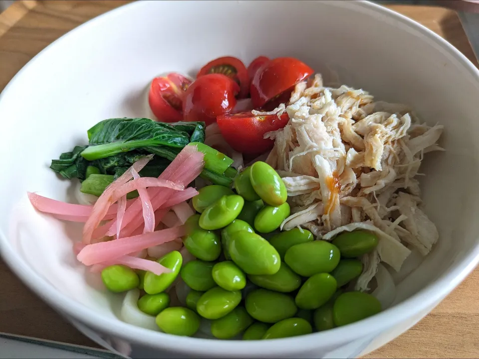 Snapdishの料理写真:ヘルシーサラダうどん|しあるさん