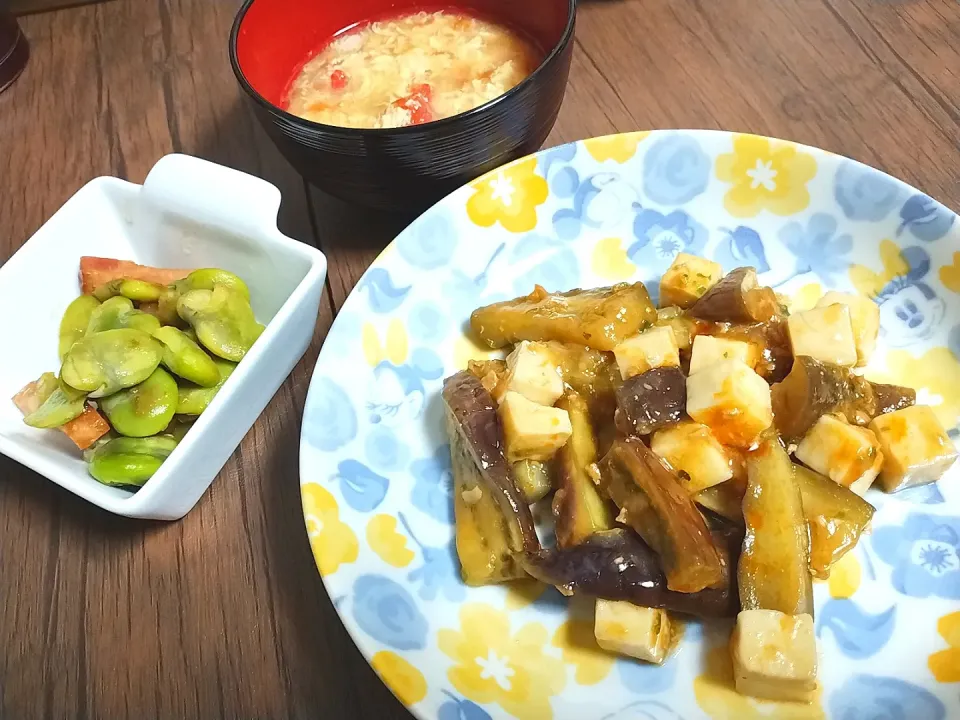 麻婆茄子豆腐
トマトのかき玉味噌汁
そら豆とベーコンのガーリック炒め|尚さん