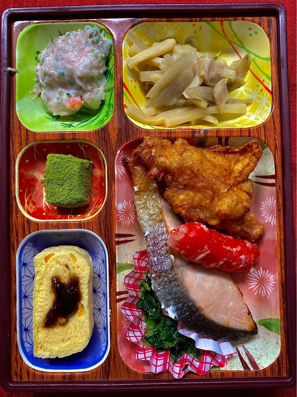 お昼🍱 ピクニック弁当|Kojiさん