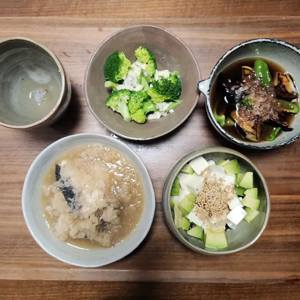 20240509
鰤のみぞれ煮
豆腐とアボガドの卵黄乗せ
茄子とビーマンの焼き浸し
ブロッコリーのブルーチーズ和え|noccoさん