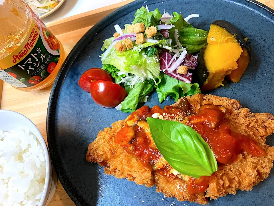 チキンカツをトマトソースでいただきます🙏|sono.kさん