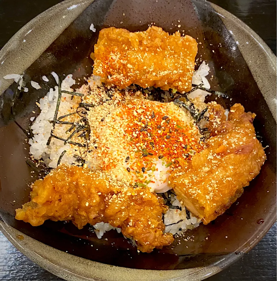 鶏卵天丼　473円|すくらんぶるえっぐさん